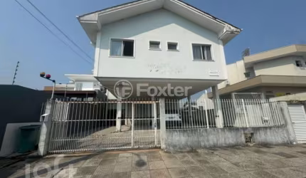 Apartamento com 2 quartos à venda na Rua Jardim Esperança, 20, Carianos, Florianópolis, 55 m2 por R$ 411.000