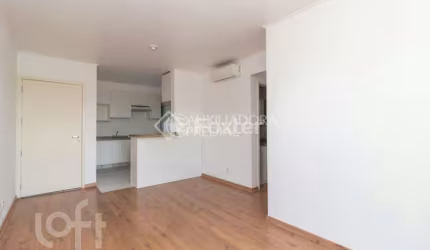Apartamento com 3 quartos à venda na Rua Marechal Mesquita, 581, Teresópolis, Porto Alegre, 69 m2 por R$ 430.000