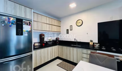 Apartamento com 2 quartos à venda na Rua Fagundes Varela, 1187, Areias, São José, 65 m2 por R$ 484.000