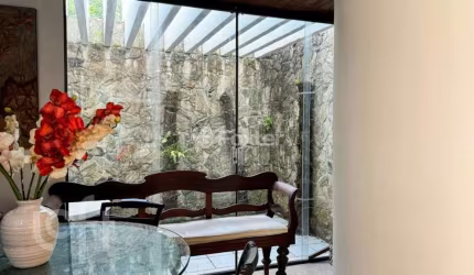 Casa com 4 quartos à venda na Rua Adolfo Gonçalves de Aguiar, 514, Itacorubi, Florianópolis, 358 m2 por R$ 3.980.000