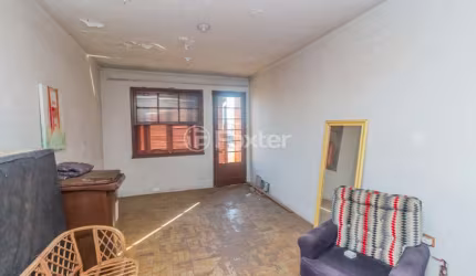 Apartamento com 3 quartos à venda na Avenida Sertório, 1615, São João, Porto Alegre, 102 m2 por R$ 130.000