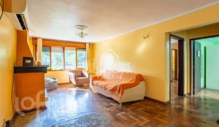 Casa com 7 quartos à venda na Rua das Caravelas, 243, Vila Ipiranga, Porto Alegre, 250 m2 por R$ 1.300.000
