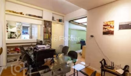 Apartamento com 2 quartos à venda na Rua Demétrio Ribeiro, 860, Centro Histórico, Porto Alegre, 44 m2 por R$ 285.000