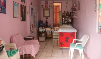 Casa com 11 quartos à venda na Rua Guararapes, 492, Petrópolis, Porto Alegre, 250 m2 por R$ 1.500.000