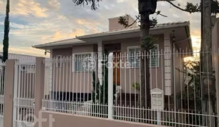 Casa com 3 quartos à venda na Rua José Luiz Vieira, 86, Jardim Atlântico, Florianópolis, 214 m2 por R$ 944.000