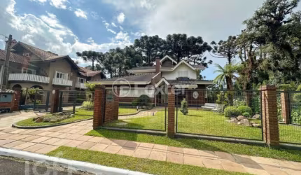 Casa com 4 quartos à venda na Rua Bruno Ernesto Riegel, 792, Ipê Amarelo, Gramado, 259 m2 por R$ 3.700.000