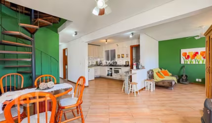 Casa com 3 quartos à venda na Avenida Nilo Ruschel, 542, Morro Santana, Porto Alegre, 180 m2 por R$ 700.000