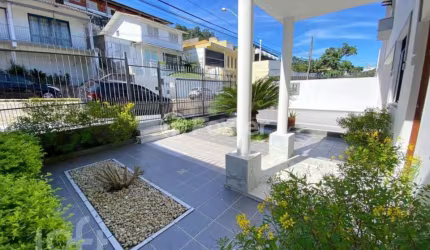 Casa com 5 quartos à venda na Rua Doutor Armando Valério de Assis, 67, Centro, Florianópolis, 394 m2 por R$ 3.500.000