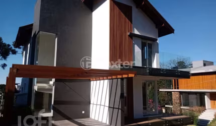 Casa com 3 quartos à venda na Rua Boaventura Garcia, 81, Distrito Industrial, Canela, 207 m2 por R$ 2.950.000