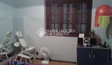 Casa com 3 quartos à venda na Rua Ernesto Alves, 70, Floresta, Porto Alegre, 107 m2 por R$ 332.500