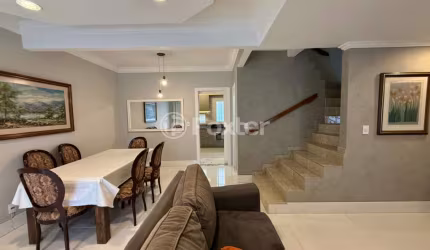 Casa em condomínio fechado com 4 quartos à venda na Rua Vereador Antônio Ferreira Alves, 570, Centro, Canoas, 150 m2 por R$ 790.000