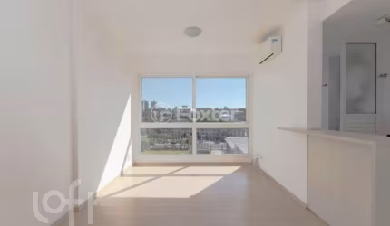 Apartamento com 2 quartos à venda na Rua Bezerra de Menezes, 623, Passo da Areia, Porto Alegre, 63 m2 por R$ 590.000