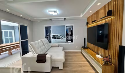 Casa com 3 quartos à venda na Rua das Camélias, 462, Pedra Branca, Palhoça, 197 m2 por R$ 1.780.000