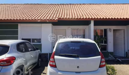 Casa em condomínio fechado com 2 quartos à venda na Avenida do Nazario, 1200, Olaria, Canoas, 50 m2 por R$ 280.000