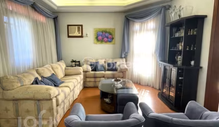 Casa com 3 quartos à venda na Rua Áustria, 271, Marechal Rondon, Canoas, 282 m2 por R$ 1.800.000