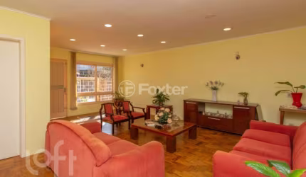 Casa com 3 quartos à venda na Rua de Souza Júnior, 84, Medianeira, Porto Alegre, 291 m2 por R$ 850.000