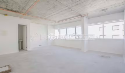 Sala comercial com 2 salas à venda na Avenida Assis Brasil, 2827, Cristo Redentor, Porto Alegre, 72 m2 por R$ 835.000