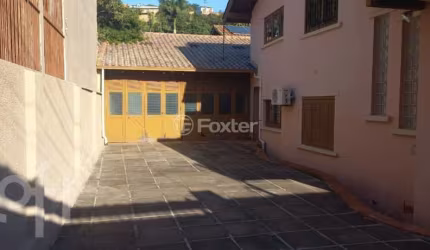 Casa com 3 quartos à venda na Rua Padre Teschauer, 162, Cascata, Porto Alegre, 130 m2 por R$ 1.199.000