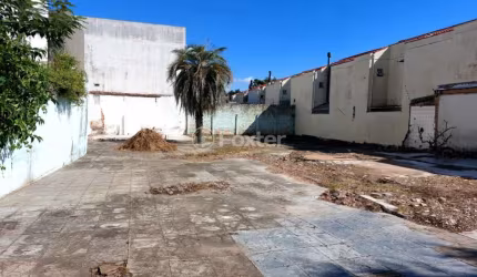 Terreno à venda na Rua Florinha, 303, Cavalhada, Porto Alegre, 600 m2 por R$ 700.000