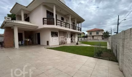 Casa com 3 quartos à venda na Rua Galvão, 164, Carianos, Florianópolis, 184 m2 por R$ 1.580.000