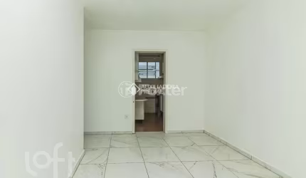 Apartamento com 2 quartos à venda na Rua Engenheiro Alexandre Martins da Rosa, 120, Humaitá, Porto Alegre, 50 m2 por R$ 180.000