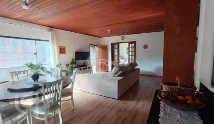 Casa com 3 quartos à venda na Rua Leonel Pereira, 1212, Cachoeira do Bom Jesus, Florianópolis, 148 m2 por R$ 1.596.000