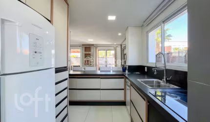 Casa em condomínio fechado com 4 quartos à venda na Rua Sagrado Coração de Jesus, 811, Morro das Pedras, Florianópolis, 117 m2 por R$ 1.590.000
