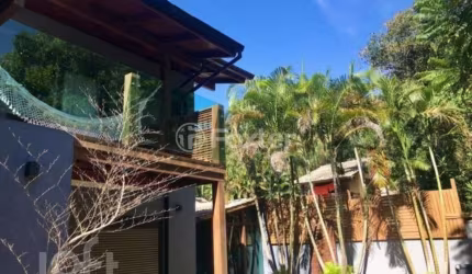 Casa com 3 quartos à venda na Rua Laurindo Januário da Silveira, 5170, Lagoa da Conceição, Florianópolis, 165 m2 por R$ 1.800.000