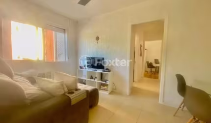 Apartamento com 2 quartos à venda na Rua Hugo Livi, 137, Petrópolis, Porto Alegre, 55 m2 por R$ 220.000