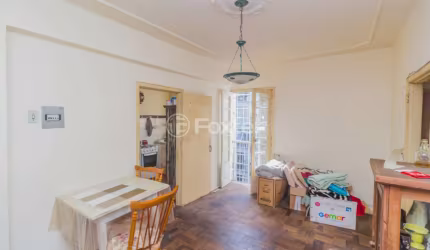Apartamento com 3 quartos à venda na Rua Jerônimo Coelho, 95, Centro Histórico, Porto Alegre, 99 m2 por R$ 400.000