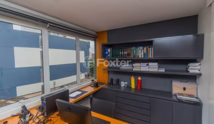 Sala comercial com 2 salas à venda na Rua Washington Luiz, 1010, Centro Histórico, Porto Alegre, 74 m2 por R$ 745.000