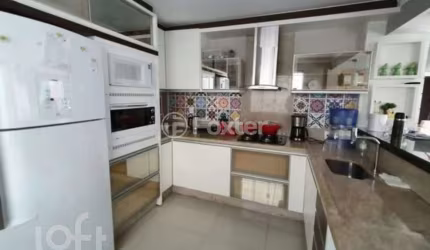 Casa com 4 quartos à venda na Rua Orlando Linhares, 127, Coloninha, Florianópolis, 170 m2 por R$ 1.643.000