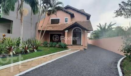 Casa com 5 quartos à venda na Rua Atílio Supertti, 87, Vila Nova, Porto Alegre, 283 m2 por R$ 1.810.000