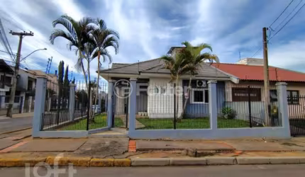 Casa com 3 quartos à venda na Rua Carlos Leopoldo Schüller, 396, Parque da Matriz, Cachoeirinha, 122 m2 por R$ 690.000