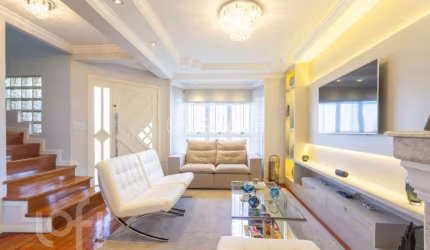 Casa com 3 quartos à venda na Rua Domingos Dorivaldo Thiesen, 274, Parque da Matriz, Cachoeirinha, 180 m2 por R$ 949.000