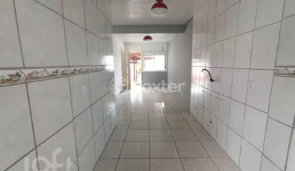 Casa com 2 quartos à venda na Rua Alvício Ilustre de Souza, 64, Morada do Bosque, Cachoeirinha, 45 m2 por R$ 224.000