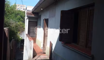 Casa com 3 quartos à venda na Rua Israel, 67, Vila Jardim, Porto Alegre, 75 m2 por R$ 780.000