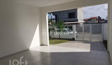 Casa com 3 quartos à venda na Rua Quatorze Bis, 184, Carianos, Florianópolis, 148 m2 por R$ 980.000