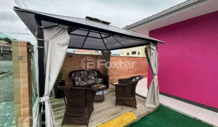 Casa com 4 quartos à venda na Rua José Ângelo Kirchner, 14, Sertão do Maruim, São José, 200 m2 por R$ 1.170.000