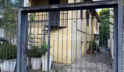 Casa com 3 quartos à venda na Rua Felicíssimo de Azevedo, 753, Auxiliadora, Porto Alegre, 100 m2 por R$ 640.000