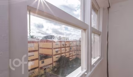 Apartamento com 2 quartos à venda na Travessa Escobar, 489, Camaquã, Porto Alegre, 48 m2 por R$ 170.000