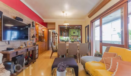 Apartamento com 3 quartos à venda na Rua Faria Santos, 690, Petrópolis, Porto Alegre, 123 m2 por R$ 720.000