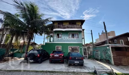 Apartamento com 1 quarto à venda na Servidão Recanto do Sabiá, 126, Rio Tavares, Florianópolis, 45 m2 por R$ 450.000