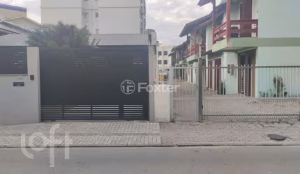Casa com 3 quartos à venda na Rua do Marisco, 55, Ingleses do Rio Vermelho, Florianópolis, 92 m2 por R$ 580.000