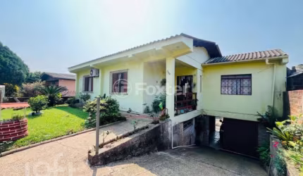 Casa com 3 quartos à venda na Rua Piquiá, 62, Guarani, Novo Hamburgo, 190 m2 por R$ 330.000