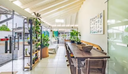 Casa com 3 quartos à venda na Rua dos Cardeais, 288, Diva Lessa de Jesus, Gravataí, 340 m2 por R$ 1.100.000