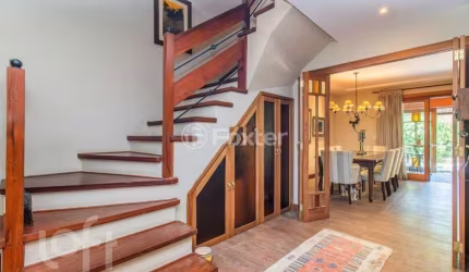 Casa em condomínio fechado com 3 quartos à venda na Rua Osório Tuyuty de Oliveira Freitas, 120, Três Figueiras, Porto Alegre, 313 m2 por R$ 3.900.000