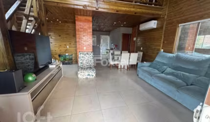 Casa com 1 quarto à venda na Rua Tomáz Domingos da Silveira, 907, São Sebastião, Palhoça, 140 m2 por R$ 600.000