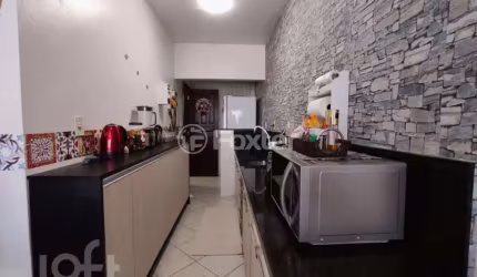 Casa em condomínio fechado com 2 quartos à venda na Rua José Antônio Pereira, 2260, Ipiranga, São José, 48 m2 por R$ 350.000