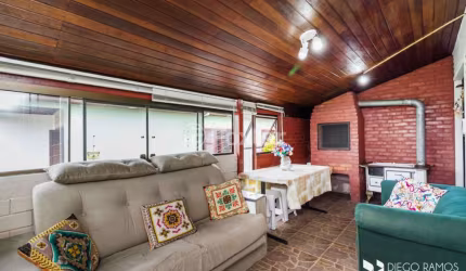 Casa com 3 quartos à venda na Estrada Octávio Frasca, 2495, Belém Velho, Porto Alegre, 85 m2 por R$ 300.000